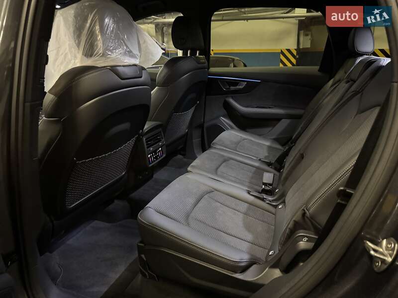 Позашляховик / Кросовер Audi Q7 2024 в Києві фото 19 Позашляховик / Кросовер Audi Q7 2024 в Києві