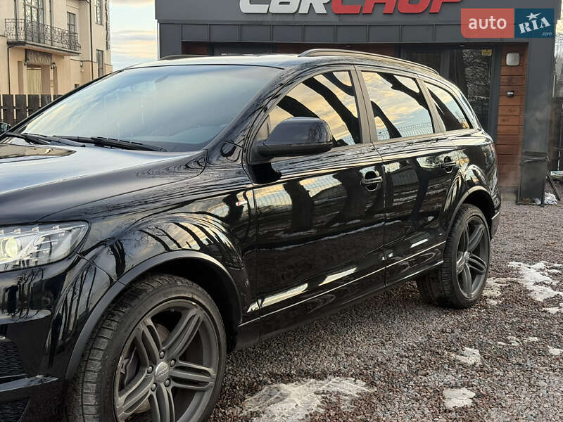 Позашляховик / Кросовер Audi Q7 2015 в Стрию