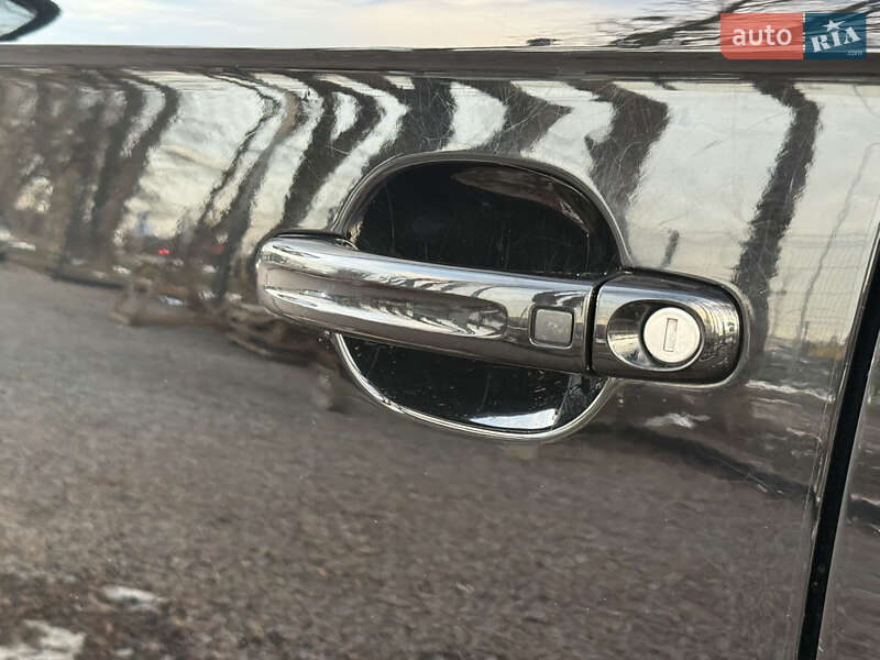 Позашляховик / Кросовер Audi Q7 2015 в Стрию