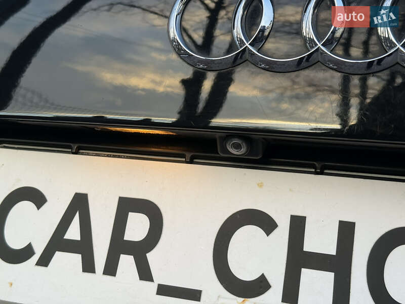 Позашляховик / Кросовер Audi Q7 2015 в Стрию