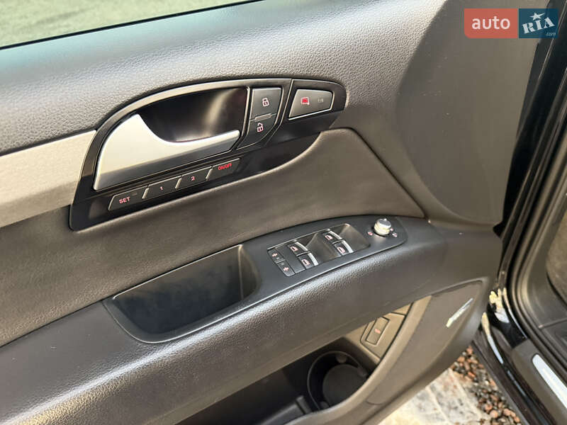 Позашляховик / Кросовер Audi Q7 2015 в Стрию