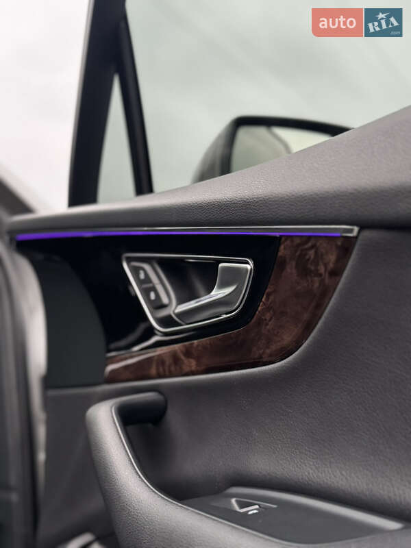 Внедорожник / Кроссовер Audi Q7 2018 в Киеве