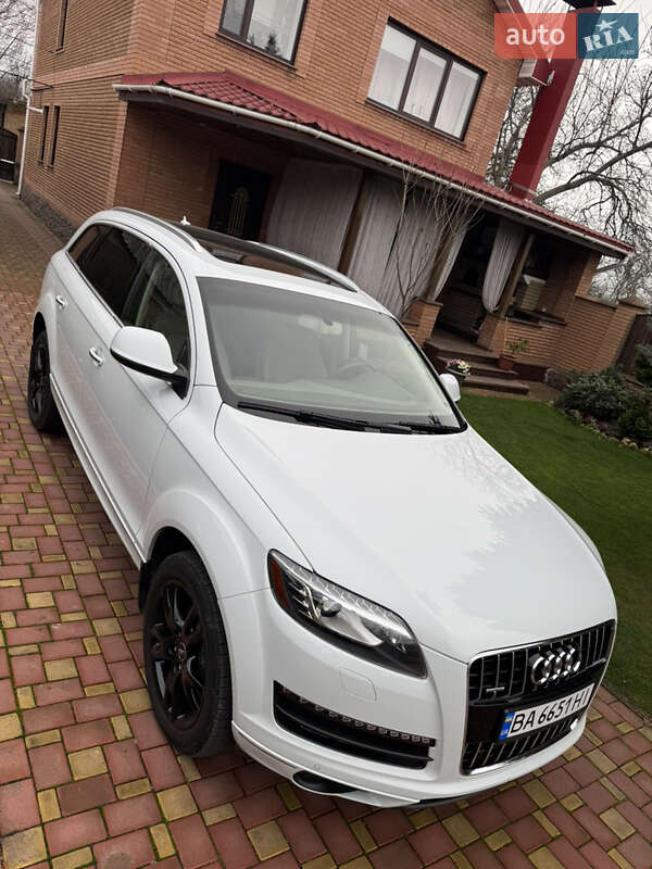 Внедорожник / Кроссовер Audi Q7 2013 в Кропивницком
