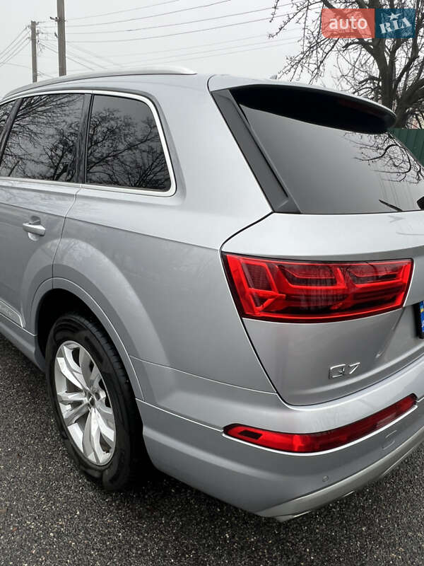 Позашляховик / Кросовер Audi Q7 2018 в Харкові