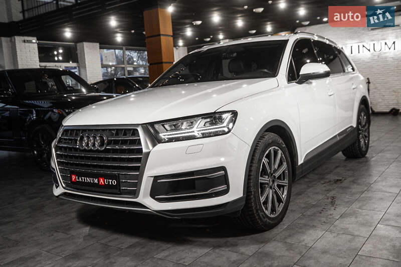 Позашляховик / Кросовер Audi Q7 2017 в Одесі