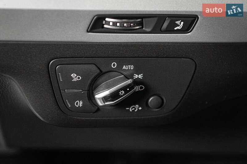 Позашляховик / Кросовер Audi Q7 2017 в Одесі