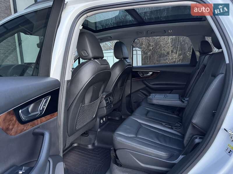 Внедорожник / Кроссовер Audi Q7 2017 в Тернополе фото 62 Внедорожник / Кроссовер Audi Q7 2017 в Тернополе