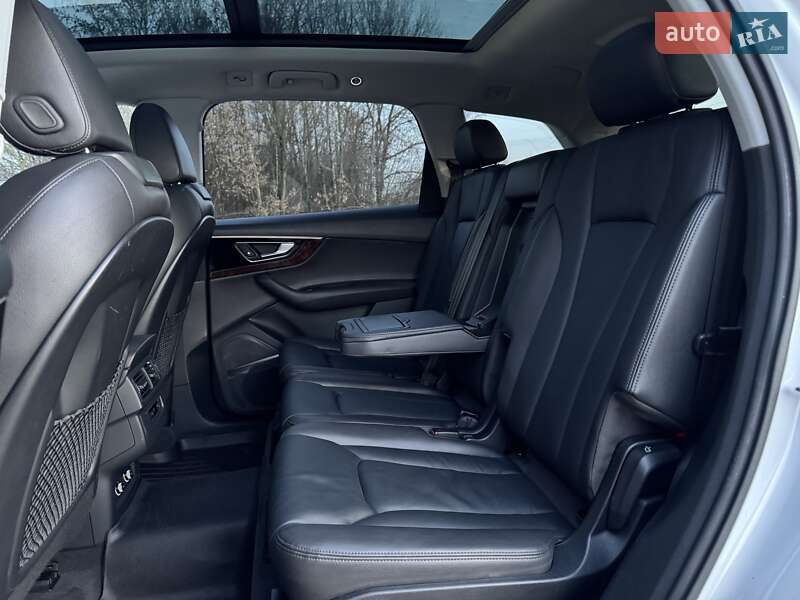 Внедорожник / Кроссовер Audi Q7 2017 в Тернополе фото 64 Внедорожник / Кроссовер Audi Q7 2017 в Тернополе