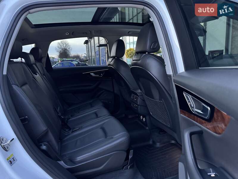 Внедорожник / Кроссовер Audi Q7 2017 в Тернополе фото 66 Внедорожник / Кроссовер Audi Q7 2017 в Тернополе