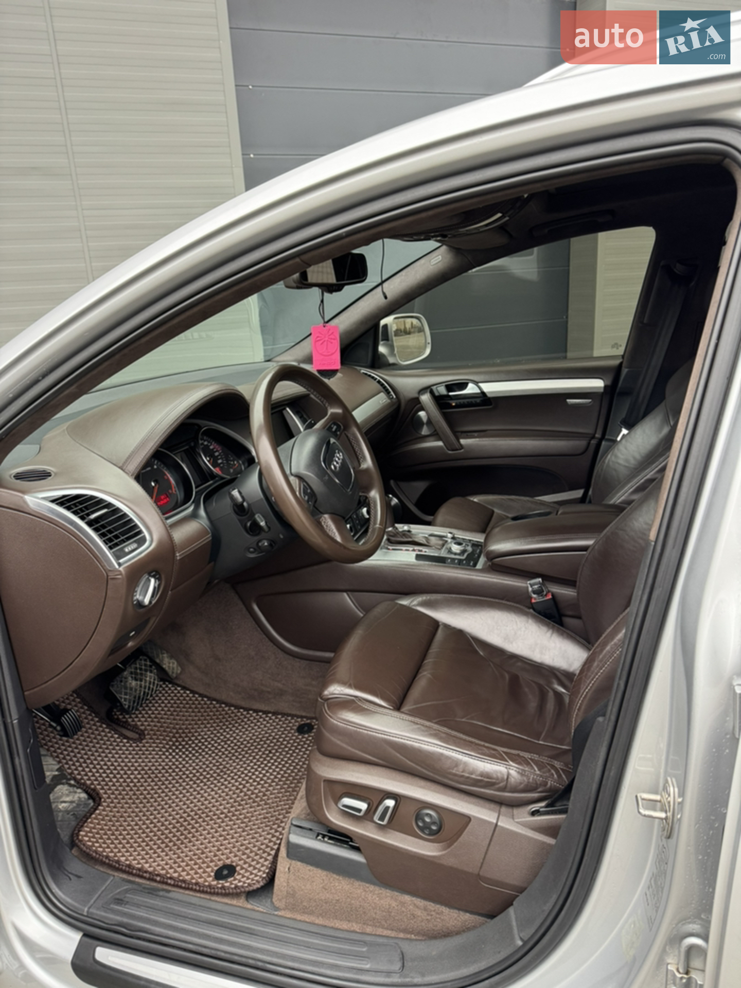 2010 Audi Q7 - мініатюра 9