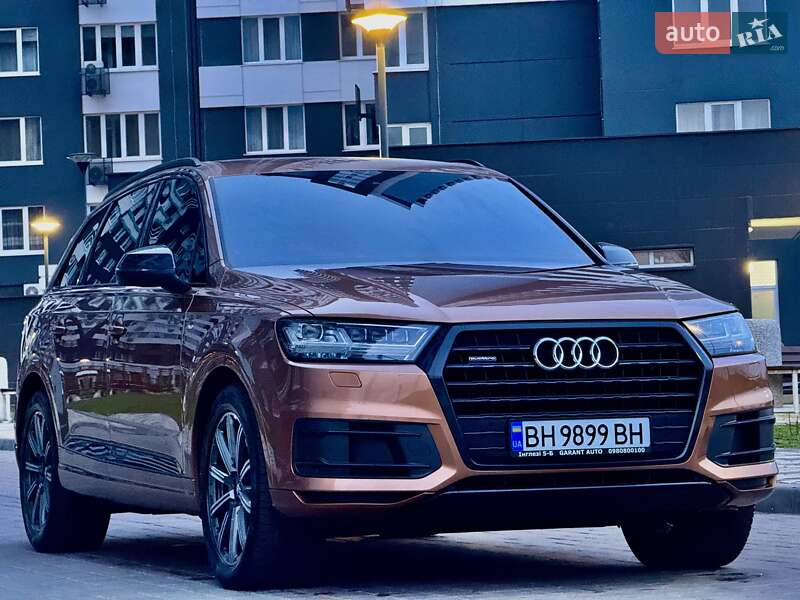Позашляховик / Кросовер Audi Q7 2017 в Одесі