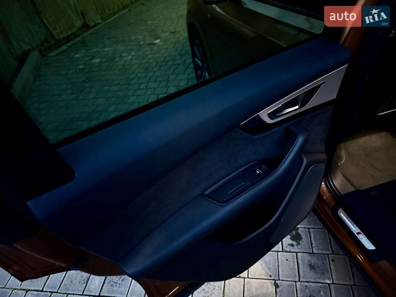 Позашляховик / Кросовер Audi Q7 2017 в Одесі