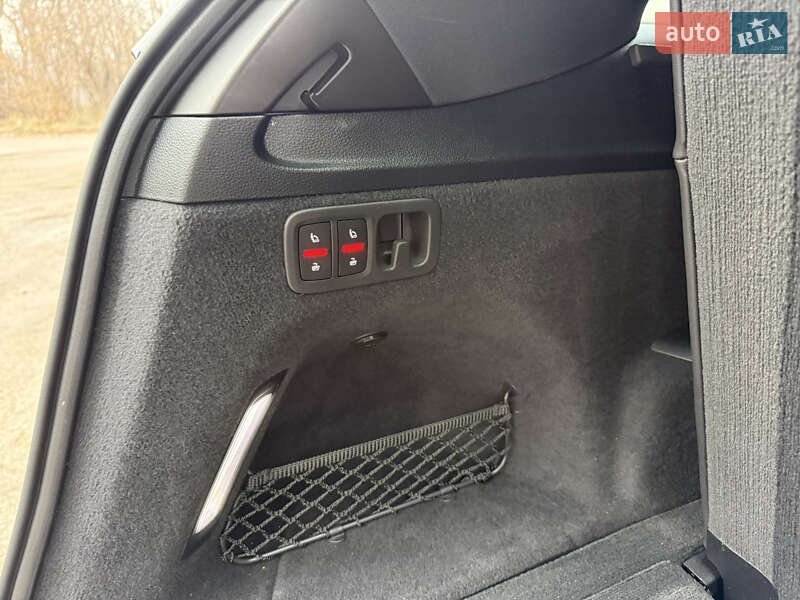 Позашляховик / Кросовер Audi Q7 2023 в Дніпрі