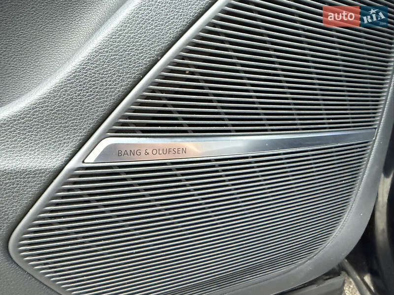 Позашляховик / Кросовер Audi Q7 2023 в Дніпрі