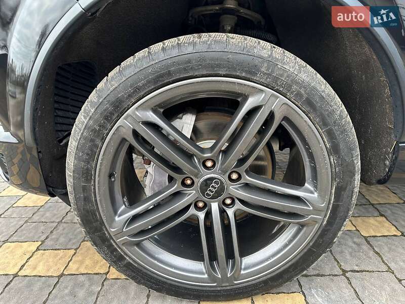 Внедорожник / Кроссовер Audi Q7 2015 в Львове