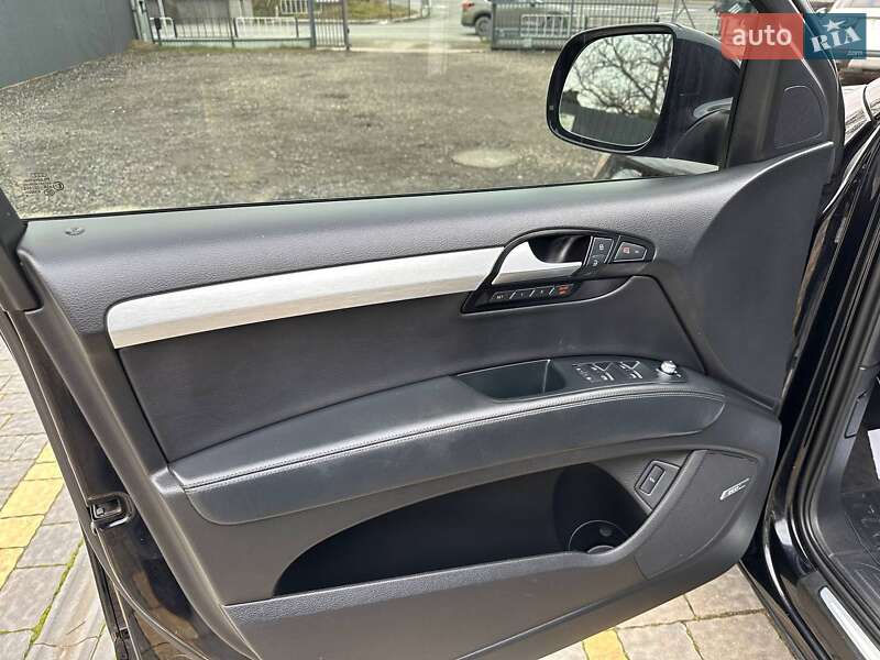 Внедорожник / Кроссовер Audi Q7 2015 в Львове