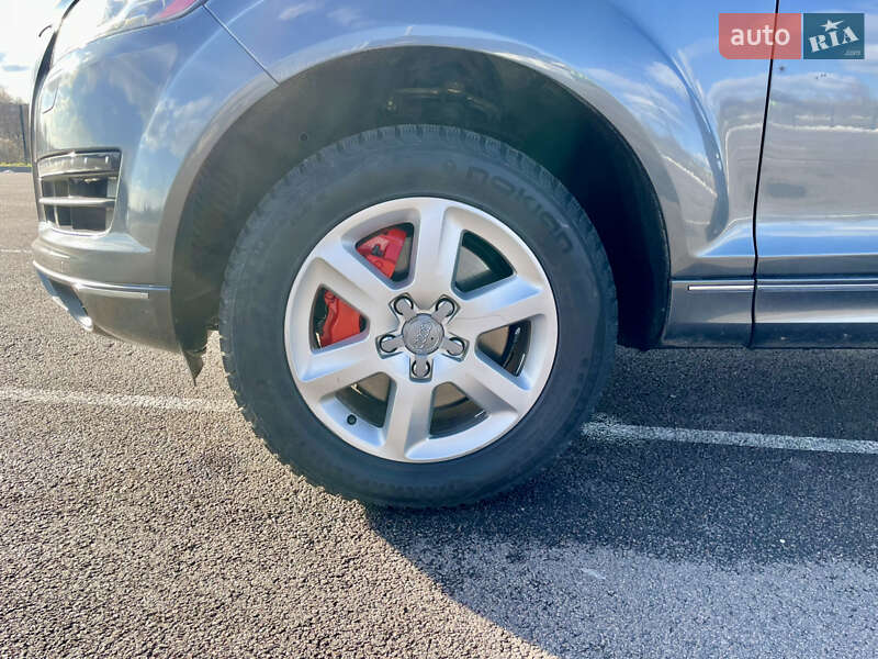 Позашляховик / Кросовер Audi Q7 2015 в Рівному