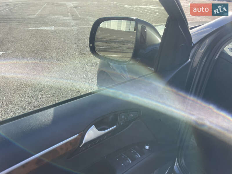 Позашляховик / Кросовер Audi Q7 2015 в Рівному