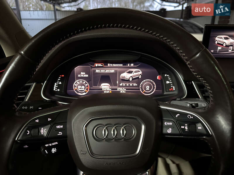 Позашляховик / Кросовер Audi Q7 2017 в Києві