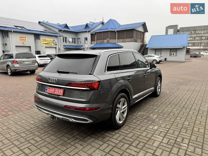 Внедорожник / Кроссовер Audi Q7 2020 в Ровно