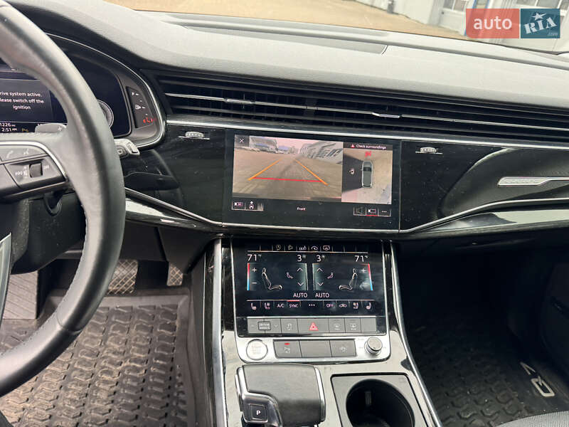 Внедорожник / Кроссовер Audi Q7 2020 в Ровно
