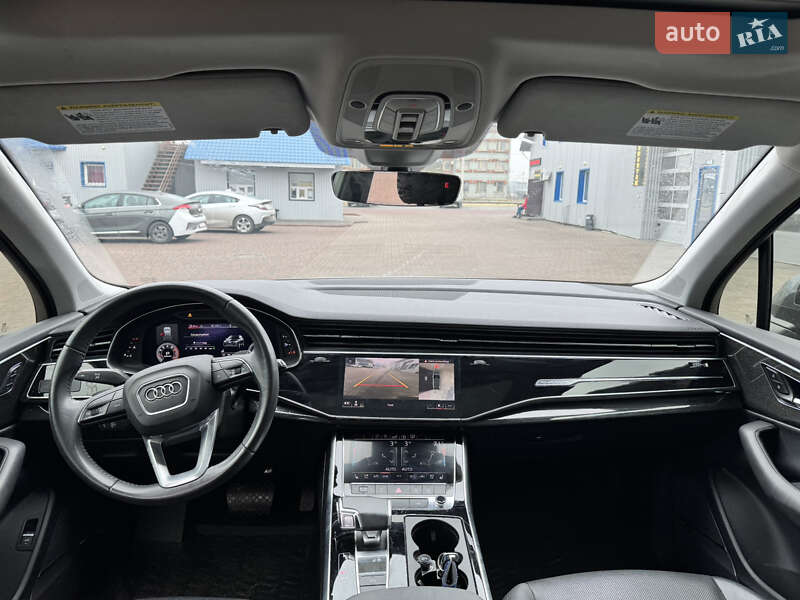 Внедорожник / Кроссовер Audi Q7 2020 в Ровно