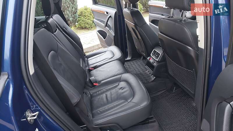 Внедорожник / Кроссовер Audi Q7 2015 в Днепре