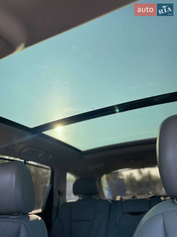 Позашляховик / Кросовер Audi Q7 2017 в Чернівцях