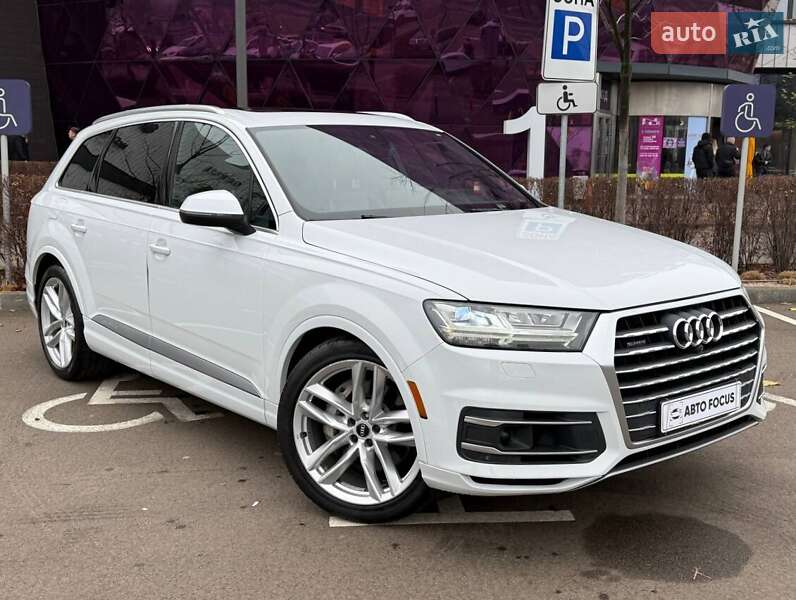 Audi Q7 2016