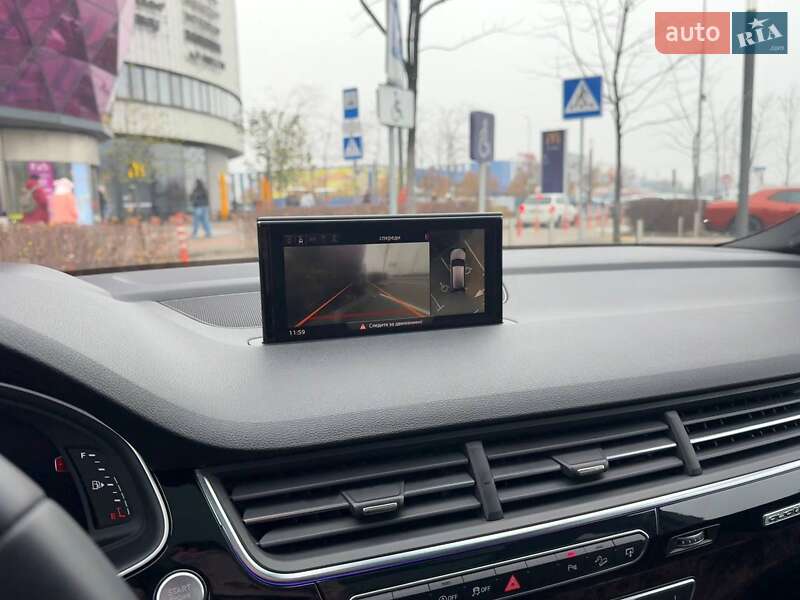 Позашляховик / Кросовер Audi Q7 2016 в Києві