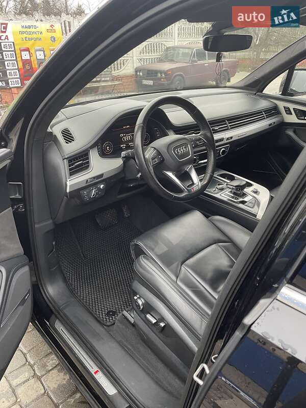 Позашляховик / Кросовер Audi Q7 2015 в Івано-Франківську