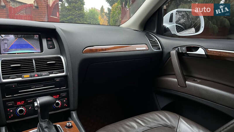 Позашляховик / Кросовер Audi Q7 2015 в Хмельницькому