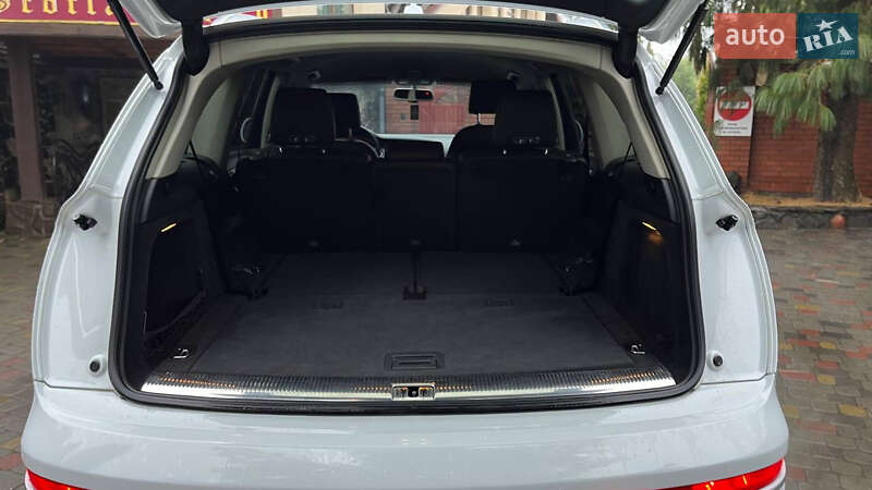 Позашляховик / Кросовер Audi Q7 2015 в Хмельницькому