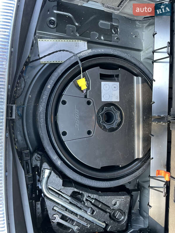 Позашляховик / Кросовер Audi Q7 2014 в Львові