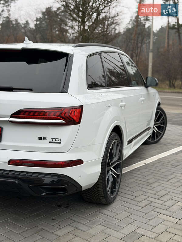 Внедорожник / Кроссовер Audi Q7 2021 в Киеве фото 11 Внедорожник / Кроссовер Audi Q7 2021 в Киеве