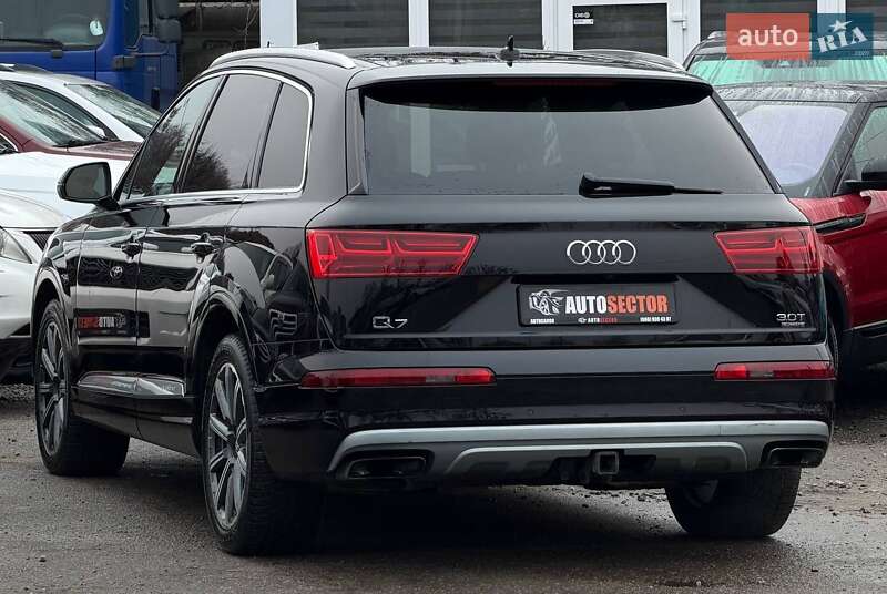Позашляховик / Кросовер Audi Q7 2016 в Харкові
