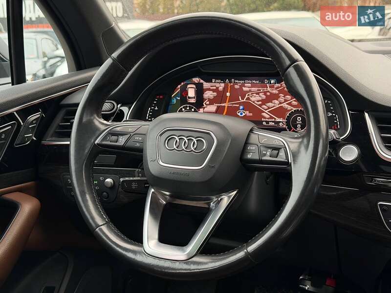 Позашляховик / Кросовер Audi Q7 2016 в Харкові