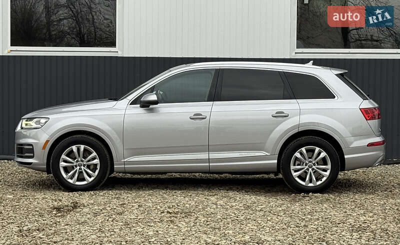Позашляховик / Кросовер Audi Q7 2015 в Стрию