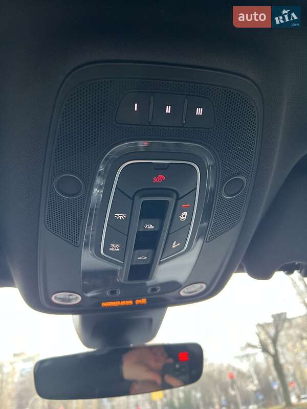 Позашляховик / Кросовер Audi Q7 2017 в Києві