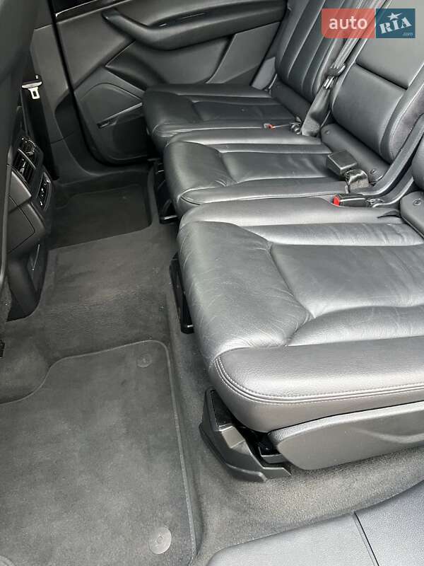 Позашляховик / Кросовер Audi Q7 2017 в Києві