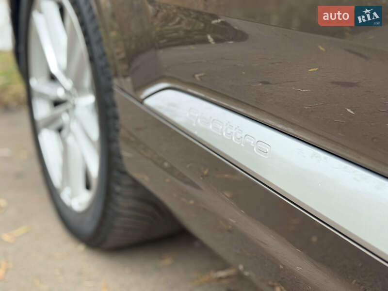 Внедорожник / Кроссовер Audi Q7 2017 в Ровно