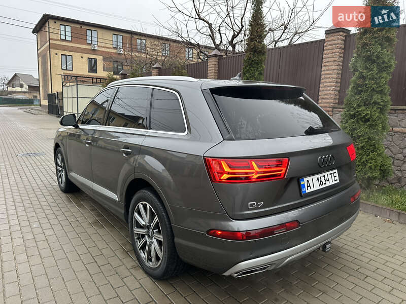 Внедорожник / Кроссовер Audi Q7 2019 в Белой Церкви