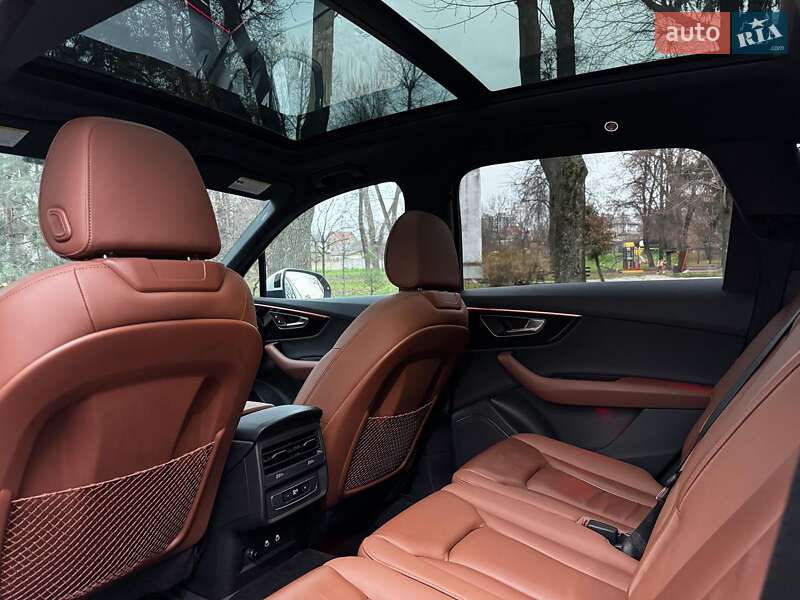 Позашляховик / Кросовер Audi Q7 2023 в Києві фото 33 Позашляховик / Кросовер Audi Q7 2023 в Києві