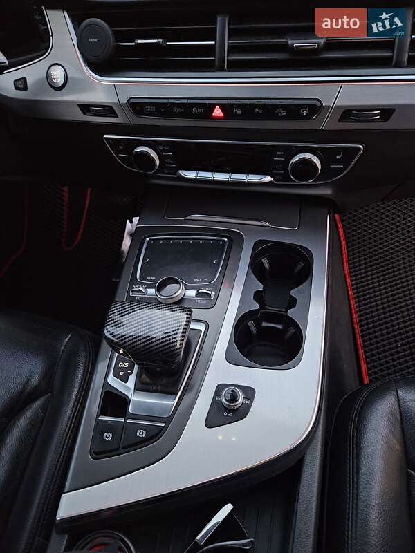 Внедорожник / Кроссовер Audi Q7 2015 в Сарнах фото 18 Внедорожник / Кроссовер Audi Q7 2015 в Сарнах