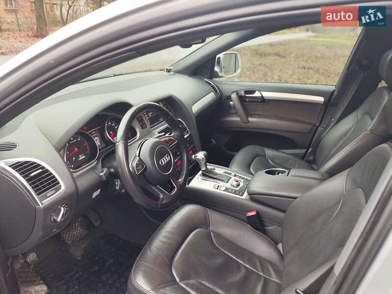 Позашляховик / Кросовер Audi Q7 2014 в Вінниці