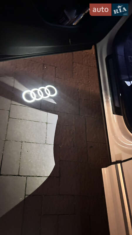 Внедорожник / Кроссовер Audi Q7 2022 в Тернополе