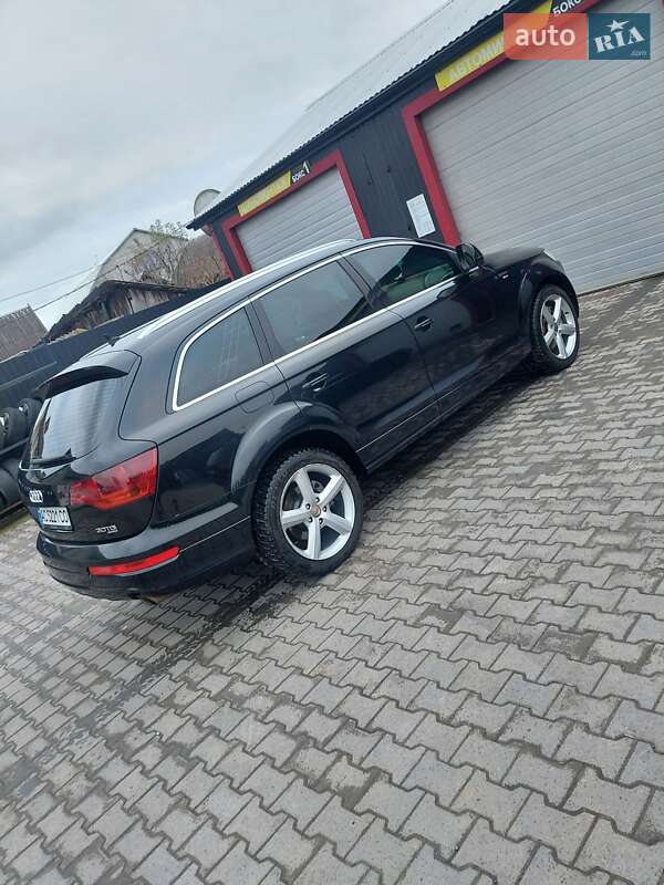Позашляховик / Кросовер Audi Q7 2008 в Луцьку