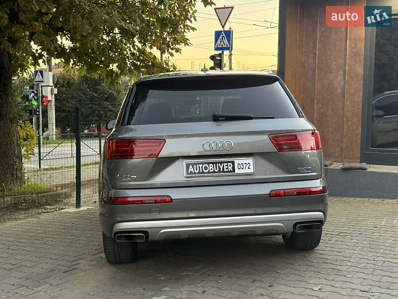 Позашляховик / Кросовер Audi Q7 2016 в Чернівцях фото 7 Позашляховик / Кросовер Audi Q7 2016 в Чернівцях