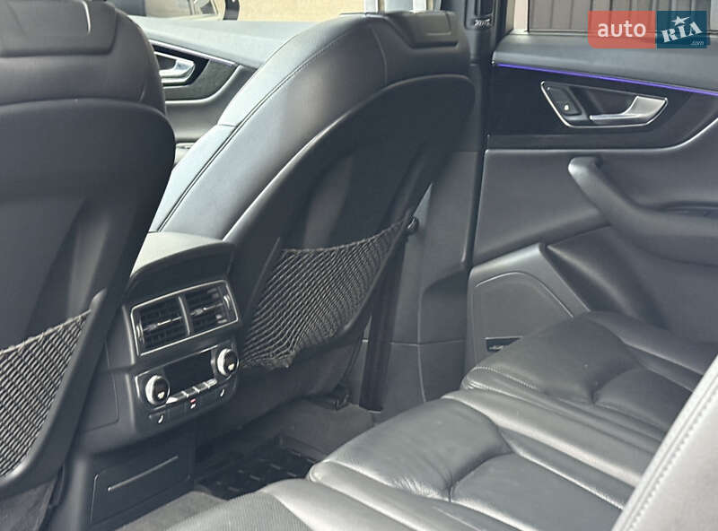 Внедорожник / Кроссовер Audi Q7 2017 в Кривом Роге фото 22 Внедорожник / Кроссовер Audi Q7 2017 в Кривом Роге