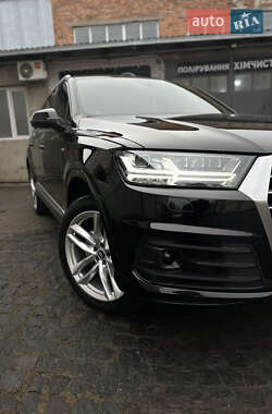 Внедорожник / Кроссовер Audi Q7 2019 в Житомире